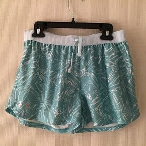 Brand New Under Armour Print Athletic Shorts YLG